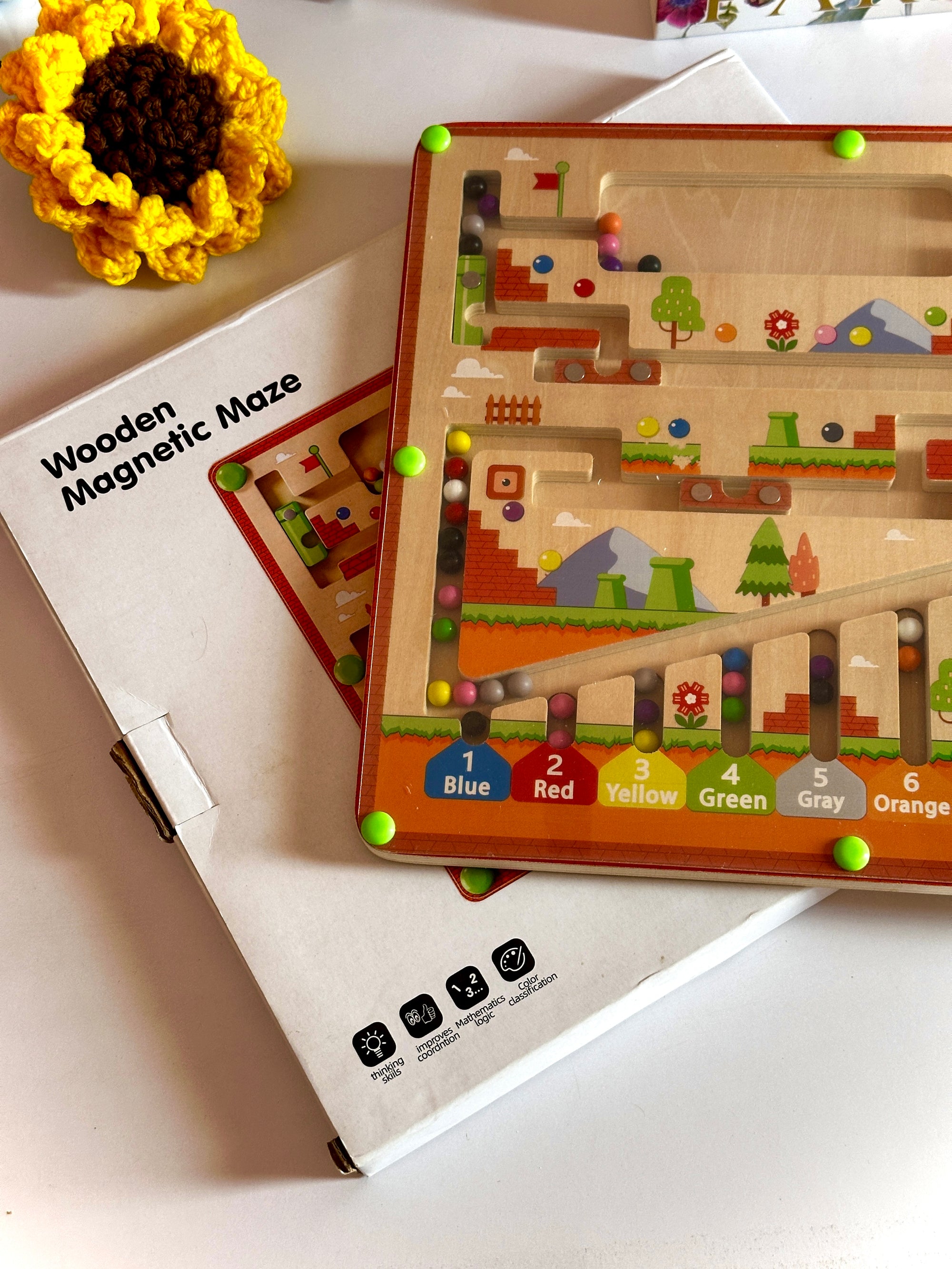 Montessori Toys Magnetic Color and Number Maze