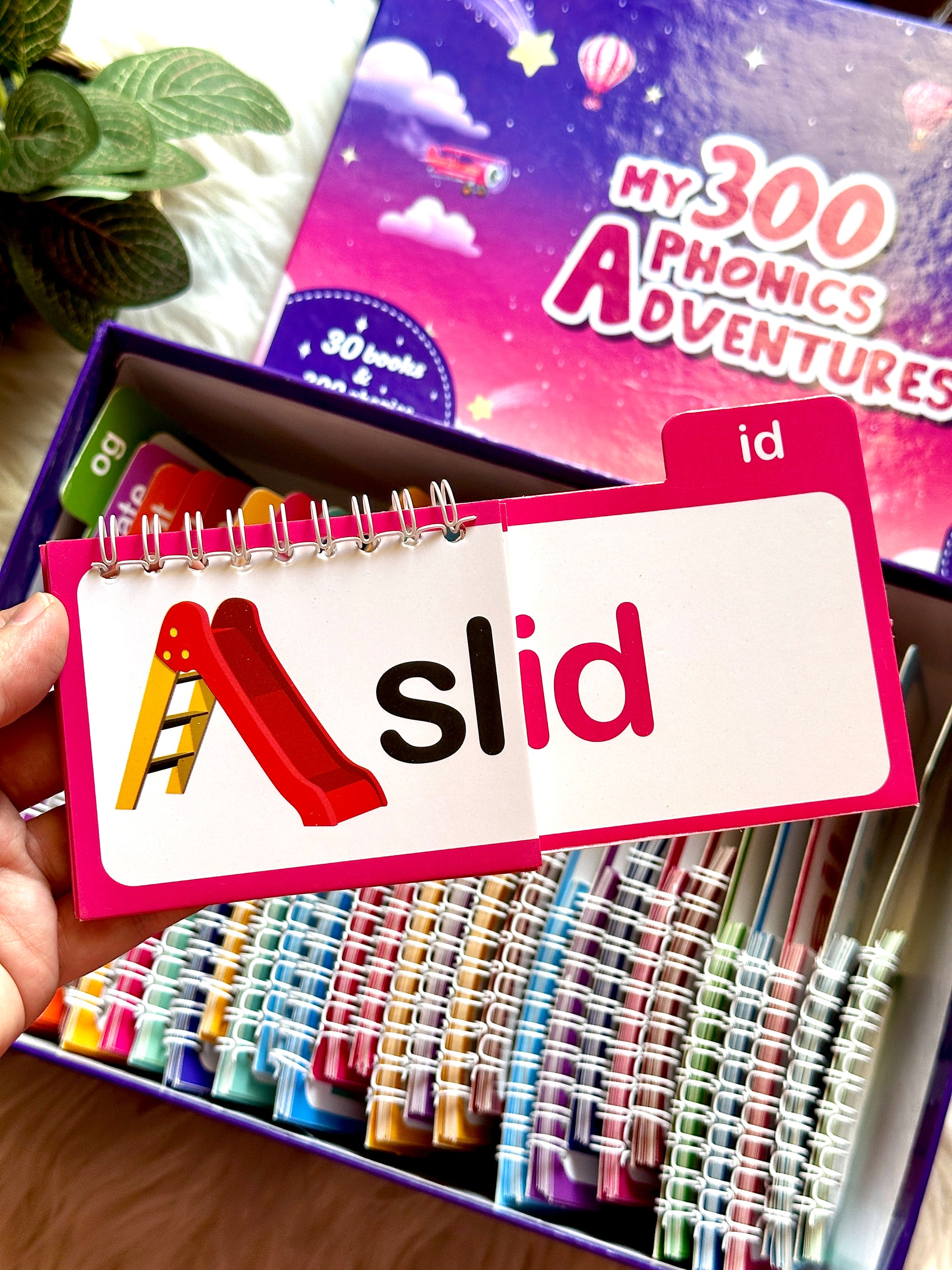 30 Read and Rhyme Flip Books - 300 Words Phonics Set