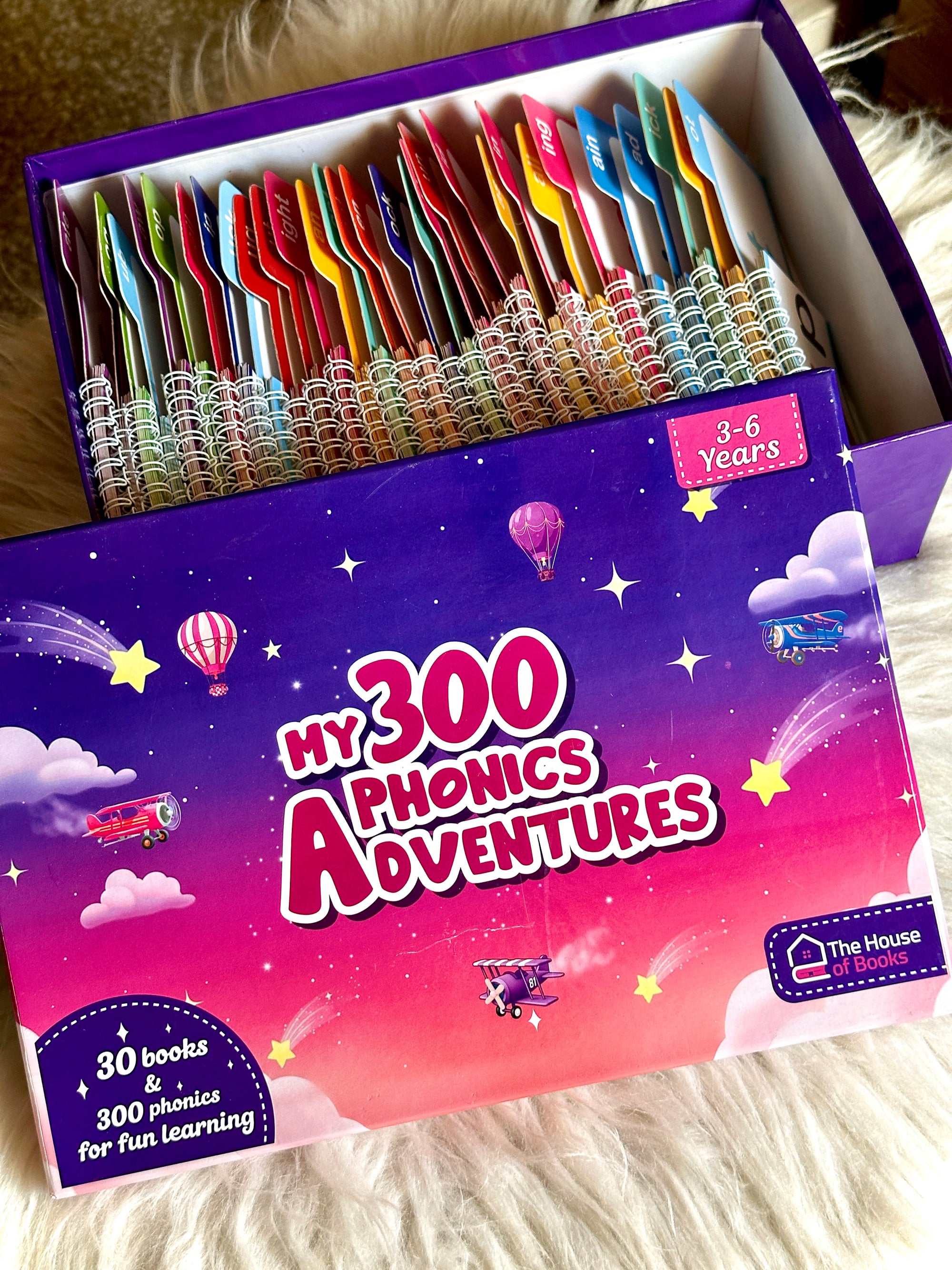 30 Read and Rhyme Flip Books - 300 Words Phonics Set